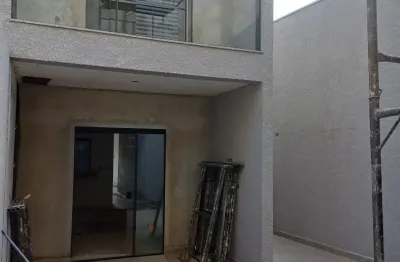 Sobrado à venda 3 dormitórios, 2 vagas de garagem na vila california - sp