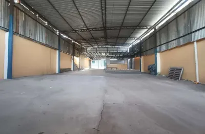 Galpão com barracão de apoio próximo ao anel viário no setor sítio santa luzia em aparecida de goiânia