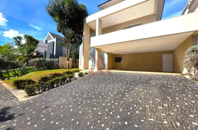 Jardins Mônaco - Sobrado em Condomínio para venda no Jardins Mônaco em Aparecida de Goiânia, com 3 suítes sendo a master com closet