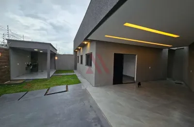 Casa  Parque Atalaia - Casa a venda de  3 quartos , 1 suíte com Varanda Gourmet com Churrasqueira a carvão e banheiro localizado no Parque Atalaia em  Aparecida de Goiânia
