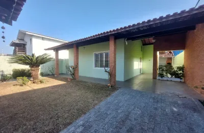 Oportunidade casa a venda na praia de peruíbe litoral sul de sp