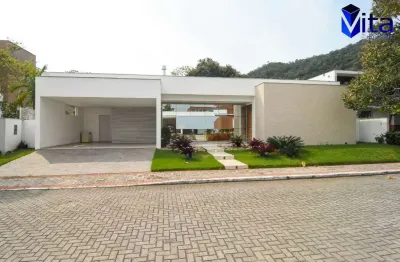 Casa com 4 quartos à venda na avenida luiz boiteux piazza, 4501, cachoeira do bom jesus, florianópolis por r$ 2.650.000