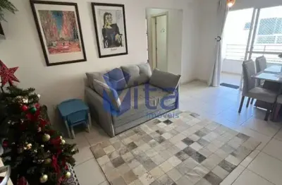 Apartamento com 02 dormitórios, sendo 01 suíte, a 850m do mar