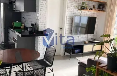 Apartamento 2 dormitórios a poucos metros da praia, com jacuzzi privativa.