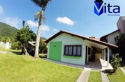 Casa com 2 quartos para alugar na rua maurício sílvio raulino, 174, cachoeira do bom jesus, florianópolis, 70 m2 por r$ 1.000 por dia