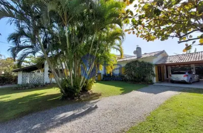 Casa em condomínio fechado com 3 quartos para alugar na avenida luiz boiteux piazza, 3860, cachoeira do bom jesus, florianópolis por r$ 1.500 por dia