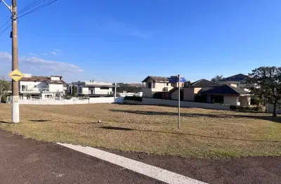 Residência de alto padrão no condomínio campo da cachoeira