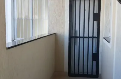 Apartamento com 2 dormitórios próximo ao metro  guilhermina esperança