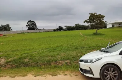 Excelente terreno em condomínio fechado na cidade de alambari - a apenas 30 minutos de sorocaba e 1h30 de são paulo.