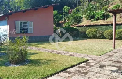 Casa em condomínio com 3 quartos e casa de caseiro - teresópolis - rj
