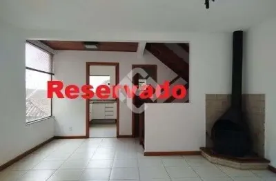 Casa em condomínio fechado com 2 quartos para alugar no Parque do Ingá, Teresópolis 