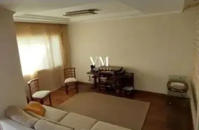 Sobrado com 5 dormitórios, suíte com hidro e 4 vagas na vila rosália — conforto,