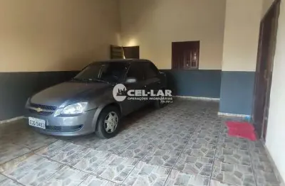 13 cômodo(s), 3 quartos(s), sendo 1 suítes(s), 2 banheiros(s), 2 vaga(s) de garagem, 200 m2 de área total, 217 m2 de área útil