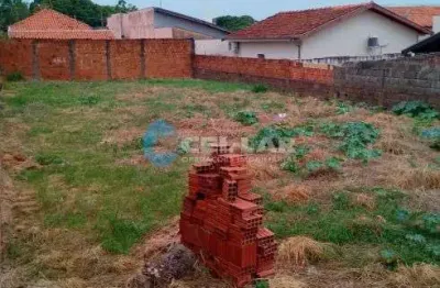 Terreno à venda no Jardim Araruna, Bauru 