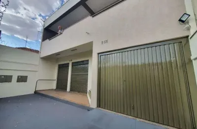 Sobrado à venda no centro com 314 m² e 5 dormitórios/quartos disponíveis.