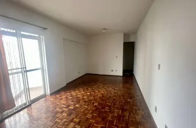 Kitnet / stúdio para alugar na comendador francisco brandi, 120, são mateus, juiz de fora por r$ 700