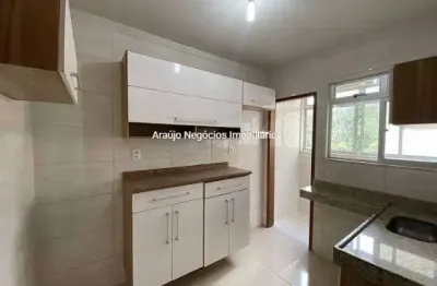 Apartamento com 2 quartos para alugar na rua joão krolman sobrinho, 637, são pedro, juiz de fora por r$ 800