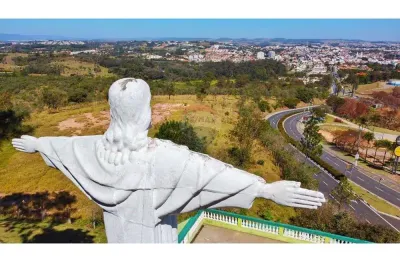 Terreno comercial (1.080 m²) à venda em vinhedo/sp por r$ 1.730.000,00