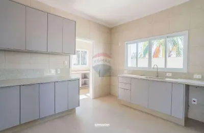 Sobrado amplo e bem localizado no Condomínio Porto Seguro Village – Valinhos/SP