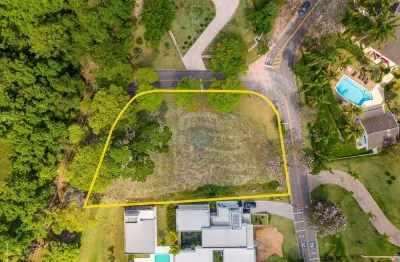 Terreno de 1.619 m² no Condomínio Jardim Primavera em Louveira/SP