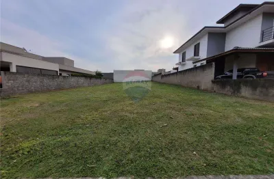 Terreno plano à venda em condomínio residencia  -   R$ 240.000,00- Itatiba-SP
