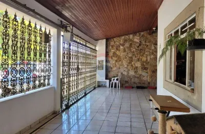 Casa com 4 quartos à venda na Rua Benedito da Silveira Franco, 125, Vila Santa Luzia, Itatiba