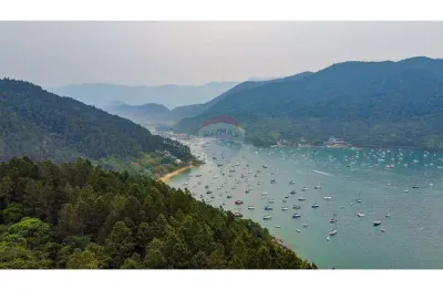 Ubatuba - saco da ribeira - casa costeira à venda com 4 quartos/suítes