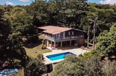 Chácara á venda 1736,10 m² com 3 dormitórios sendo 1 suíte por r$ 749.700 em jarinu- sp