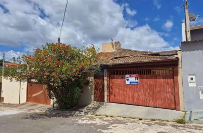 Casa à venda, 3 quartos sendo 1 suíte, R$627.000,00 - Central Park I, Itatiba/SP