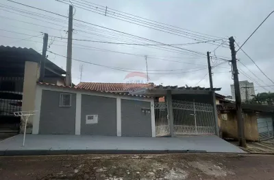 Casa com 3 dormitórios e Edícula no Jardim Harmonia, Itatiba/SP