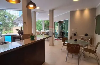 Casa de Condomínio à venda com localização privilegiada - ao lado do Shopping Valinhos (4 quartos / suítes) em Valinhos/SP