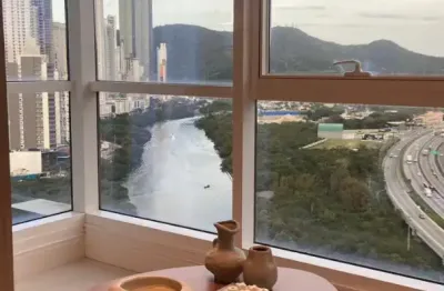 Belíssimo apto no marina beach towers a venda  - com vaga náutica