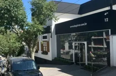 Casa comercial à venda no São Francisco, Curitiba 