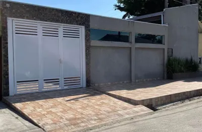 Casa com 3 quartos à venda no Emboguaçu, Paranaguá 