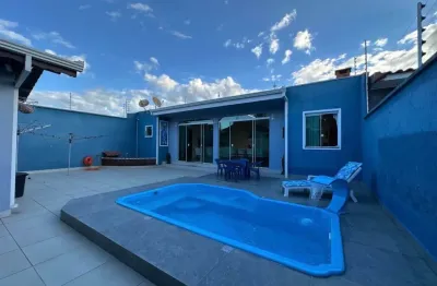 Casa com 3 quartos à venda no Parque Agari, Paranaguá 