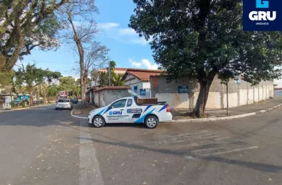 Casa térrea com  448m² de terreno de esquina (jd vila galvão)