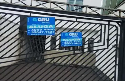 Casa com 3 quartos para alugar no Jardim Santa Mena, Guarulhos 
