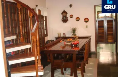 Casa com 2 quartos à venda no Jardim Adriana, Guarulhos 
