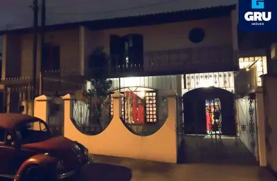 Casa com 4 quartos à venda no Jardim Santa Mena, Guarulhos 