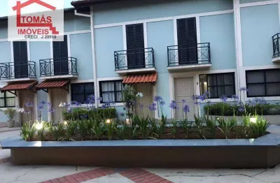 Lindo sobrado com 3 dorm. 1 suíte, 2 vagas em condomínio fechado