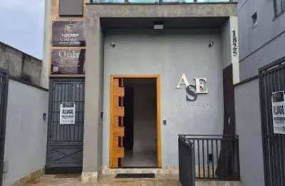Sala comercial com 3 salas para alugar na Avenida do Anastácio, Parque São Domingos, São Paulo