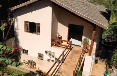 Linda residência à venda em mairiporã/sp com  273m² construídos  1166m² totais em 3 lotes englobados  . condomínio fechado