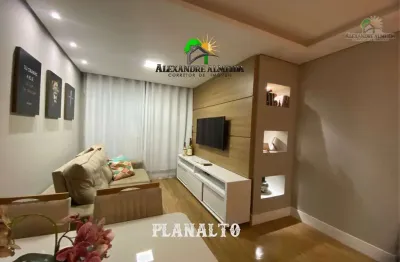 Lindo apartamento no bairro planalto 2/4 com planejados e elevador !!!