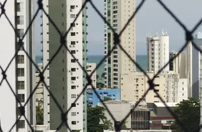 Apartamento 3 quartos com closet e vagas cobertas andar alto vista mar em boa viagem