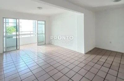 Apartamento com excelente localização em boa viagem próximo ao colegio santa maria em boa viagem