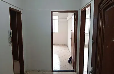 Sala comercial com 2 salas para alugar na Avenida Cesário de Melo, 3013, Campo Grande, Rio de Janeiro