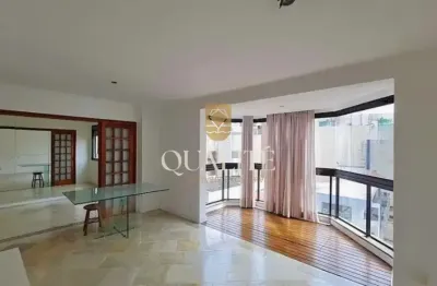 Apartamento área privativa de 100m², com 2 suítes e 2 vaga de garagem coberta. valor: r$ 1.290.000,00. bairro centro florianópolis