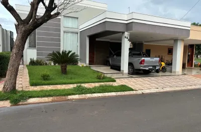 Casa em condomínio fechado com 3 quartos à venda na Rodovia Olegário Ferraz, Aeroporto, Araçatuba