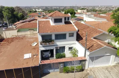 Casa com 3 quartos à venda na Rua Bahia, Vila Mendonça, Araçatuba