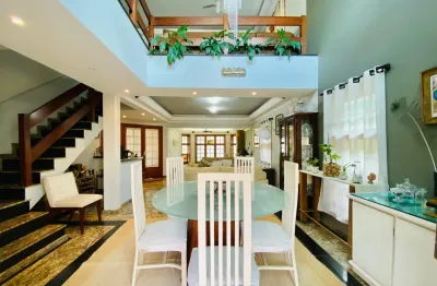 Casa a venda com 4 dormitórios no morada das flores - aldeia da serra!